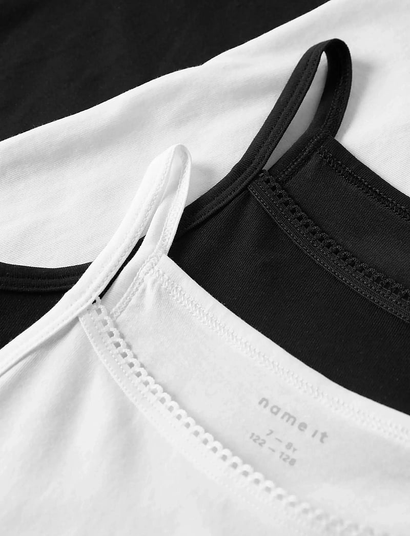 name it - NKFSTRAP TOP 4P SOLID NOOS - overdele - black - 4