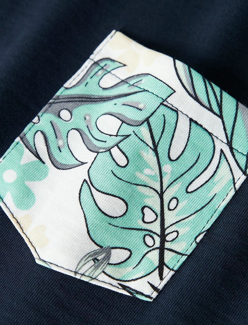 name it - NKMVALMAS SS NREG TOP - lühikeste varrukatega t-särgid - navy blazer - 2