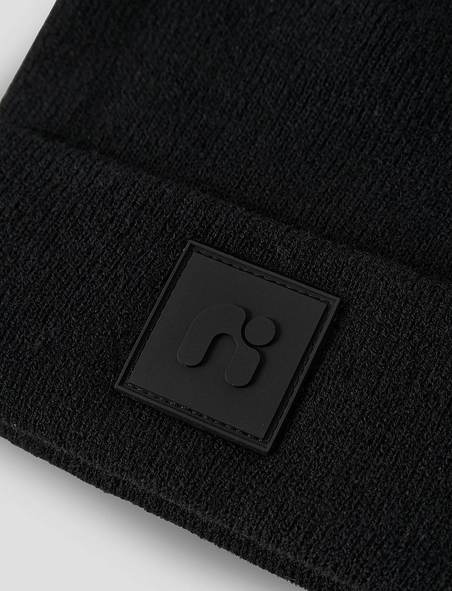 name it - NMNMALIK KNIT BEANIE BADGE1 - beanies - black - 3