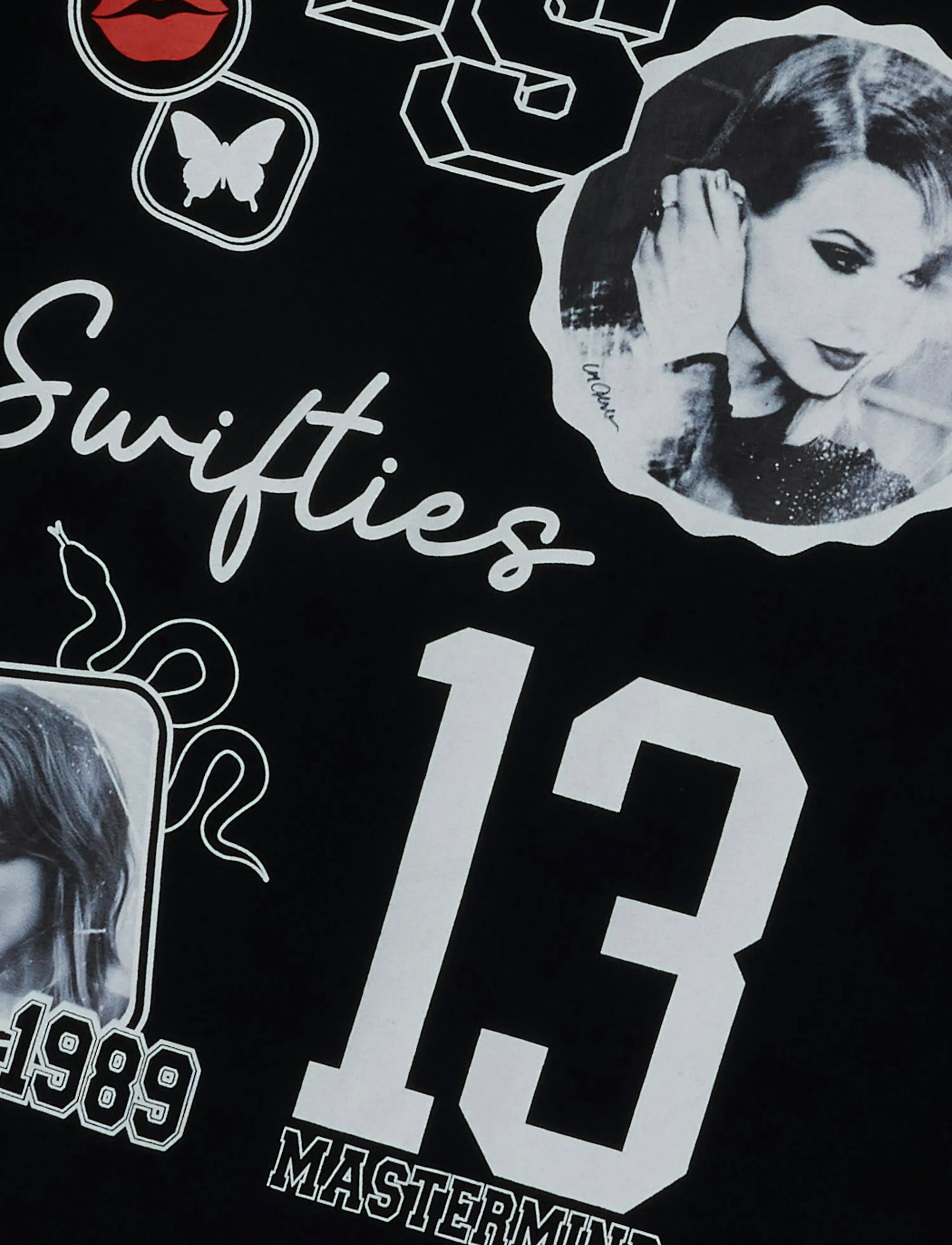 name it Nkffeyre Tswift Ss Nreg Top Sky, 116, Black, T-Shirts > Kortærmede, Børn