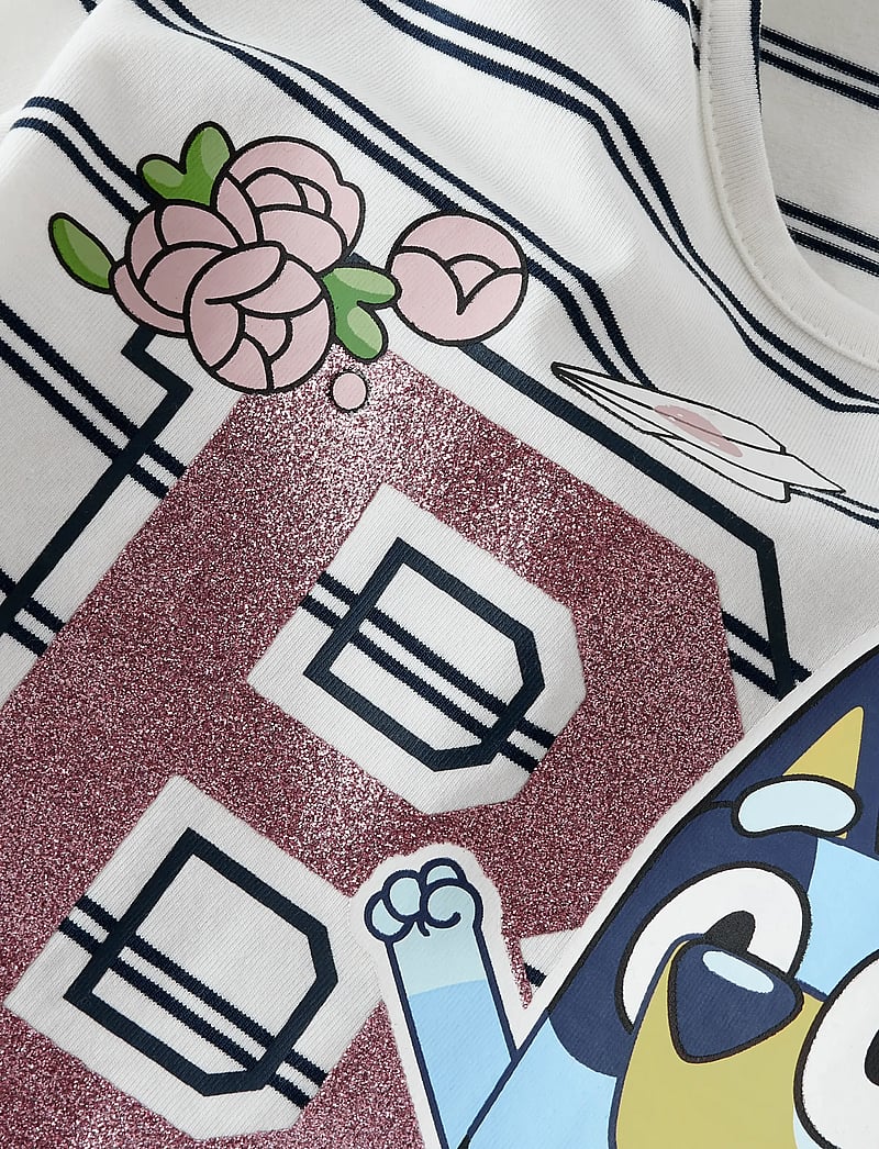 name it - NMFSISKA BLUEY LS NREG TOP BOX SKY - långärmade t-shirts - cloud dancer - 3