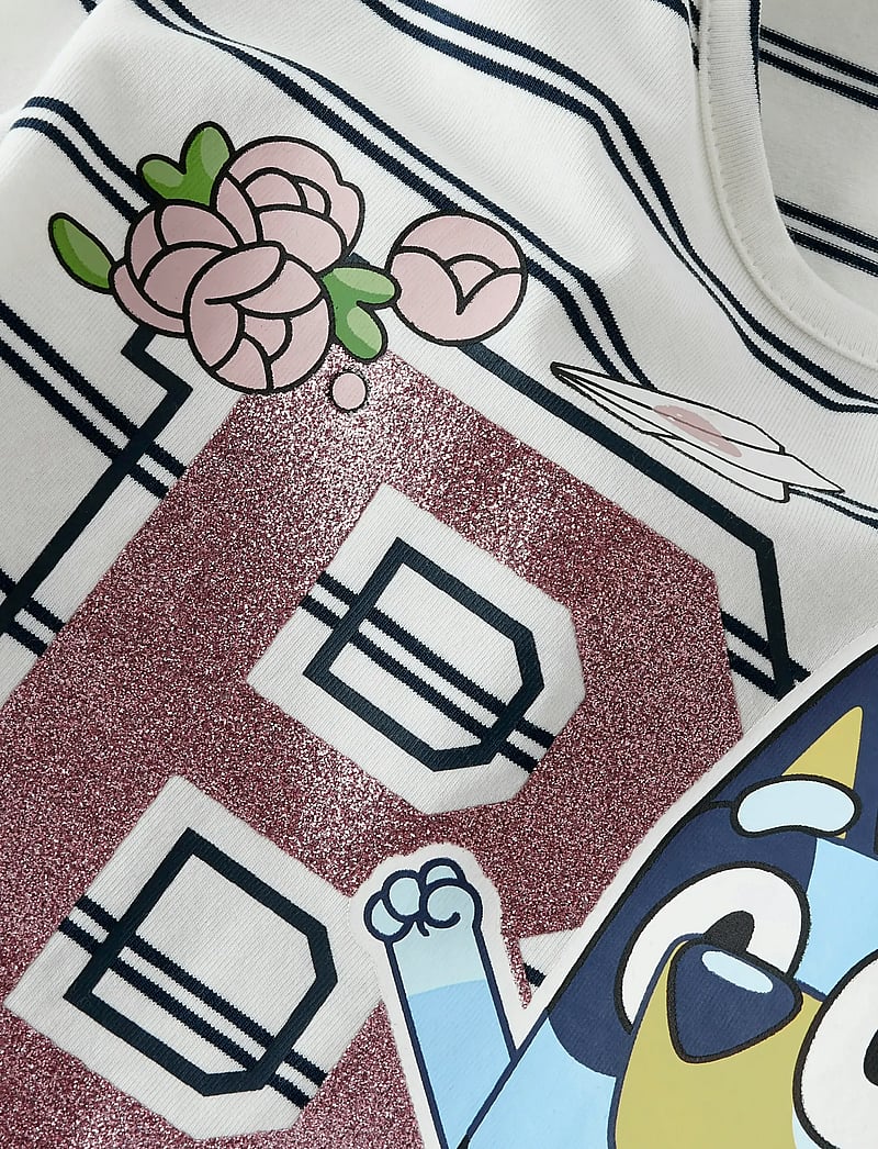 name it - NMFSISKA BLUEY LS NREG TOP BOX SKY - långärmade t-shirts - cloud dancer - 2