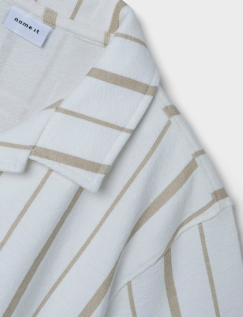 name it - NKMFIGARO SS NREG RESORT SHIRT - kortärmade skjortor - jet stream - 3