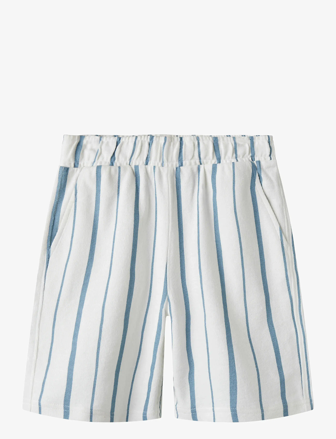 name it - NKMFIGARO SHORTS - casual shorts - white alyssum - 0