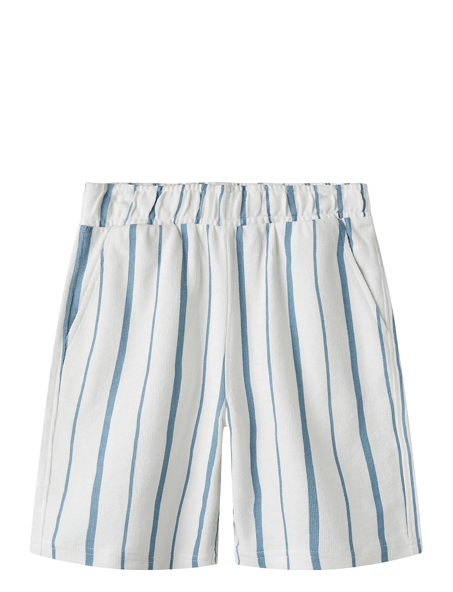 name it - NKMFIGARO SHORTS - vabaaja lühikesed püksid - white alyssum - 0