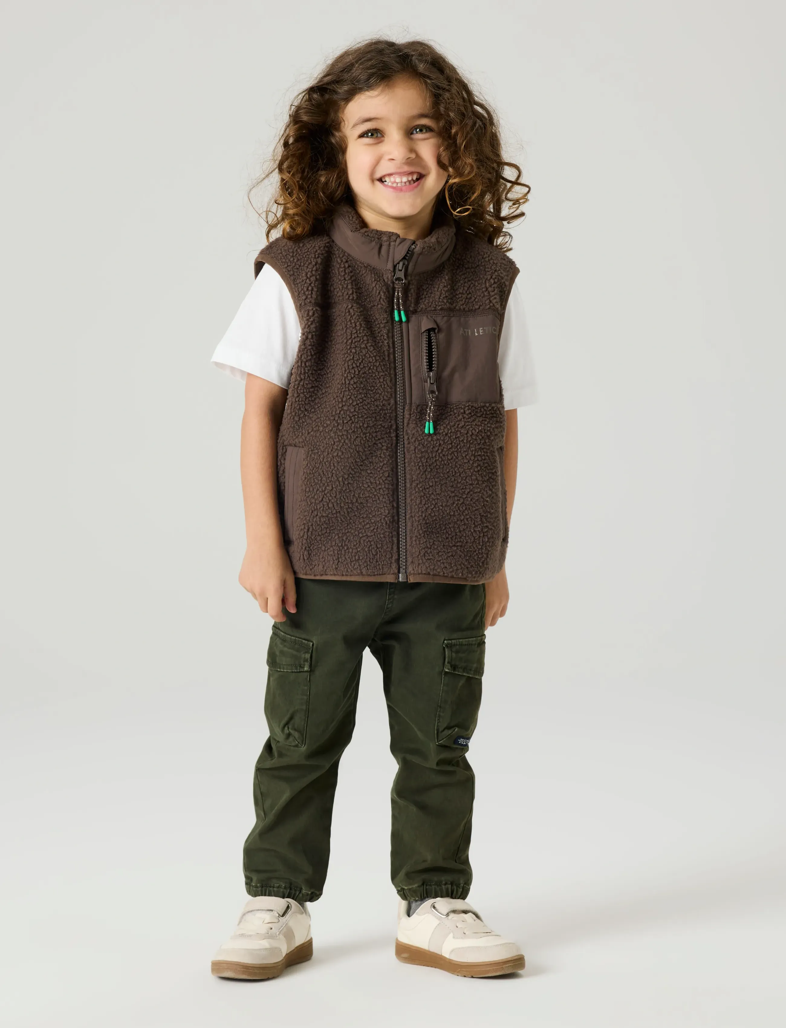 name it - NMMMILLER SHERPA VEST - chocolate brown - 4