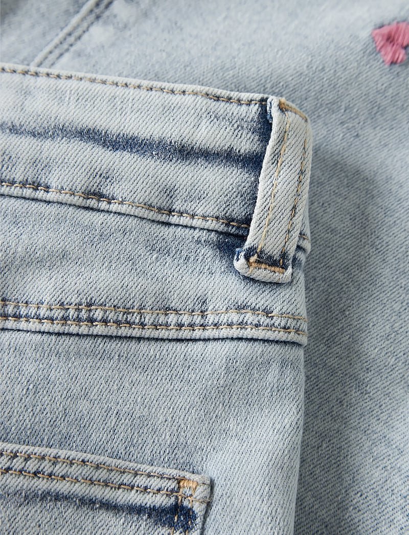 name it - NMFROSE WIDE EMB JEANS 2633-FR NOOS - hosen mit weitem bein - light blue bleached denim - 5