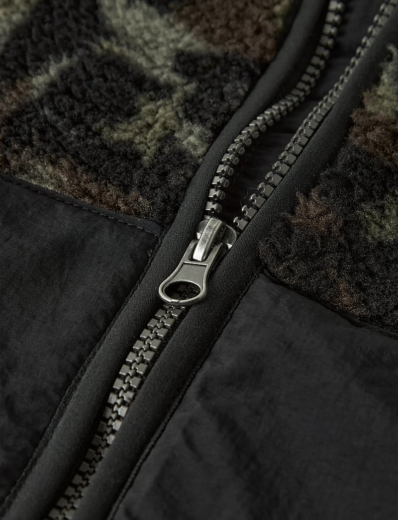name it - NKMMONICO SHERPA JACKET - fliisjakid - dusty olive - 2