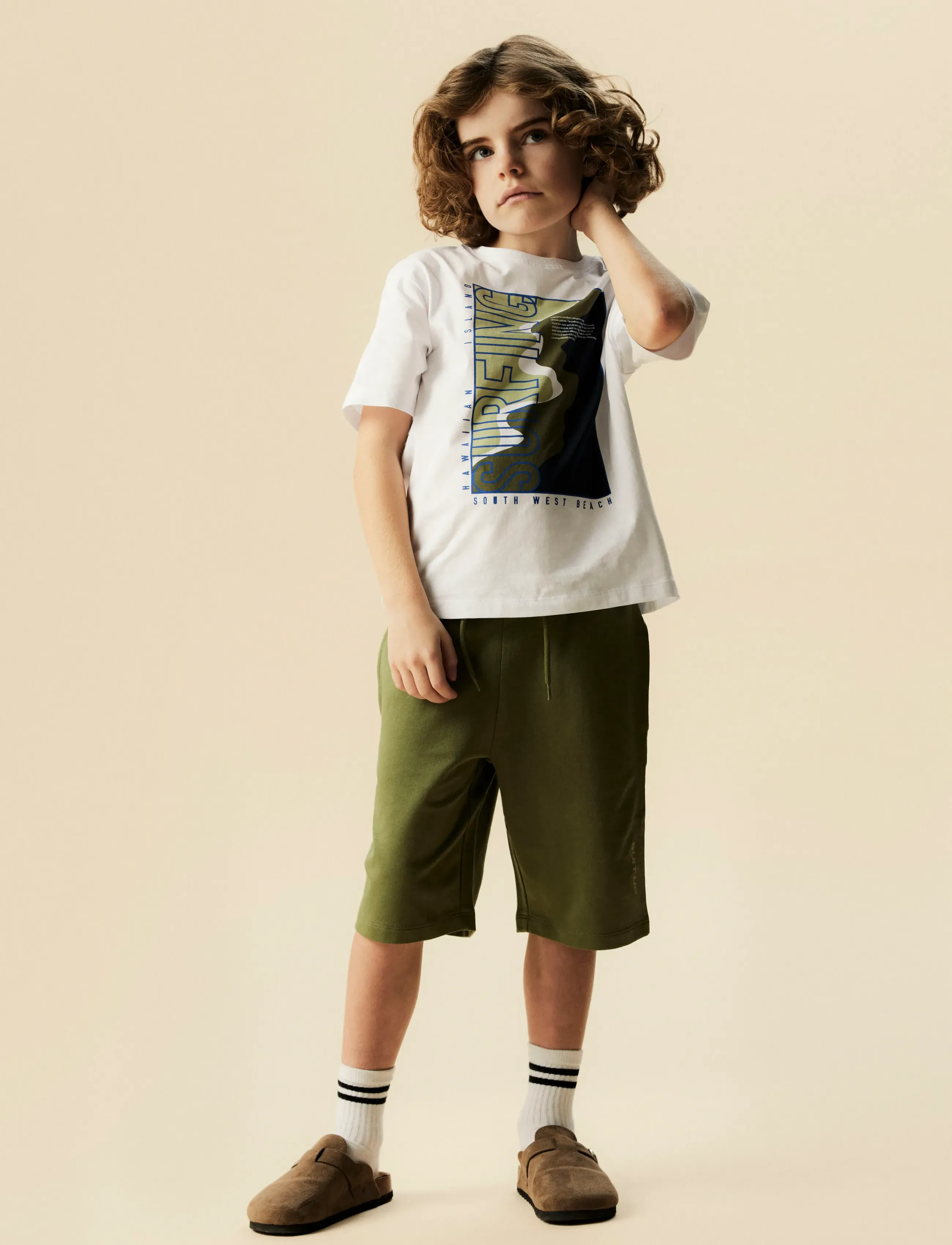 name it - NKMHANSA NREG SWE SHORTS UNB BOX  PB - sweatshorts - olivine - 4