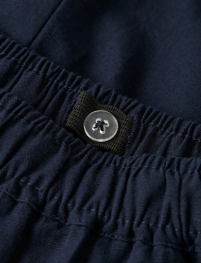 name it - NMMFILIP SS NREG SHORTS PB - casual shorts - salute - 4