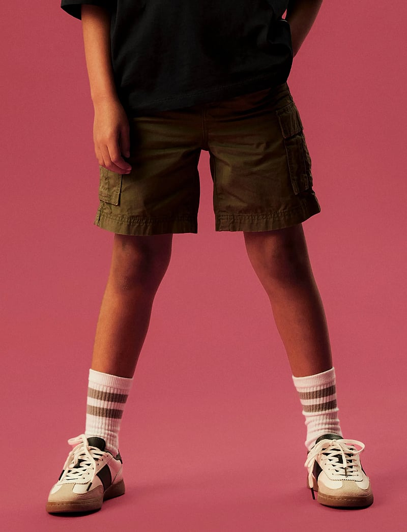 name it - NKMRYAN STRAIGHT CARGO SHORTS 1060-DN TB - cargo shorts - olivine - 3