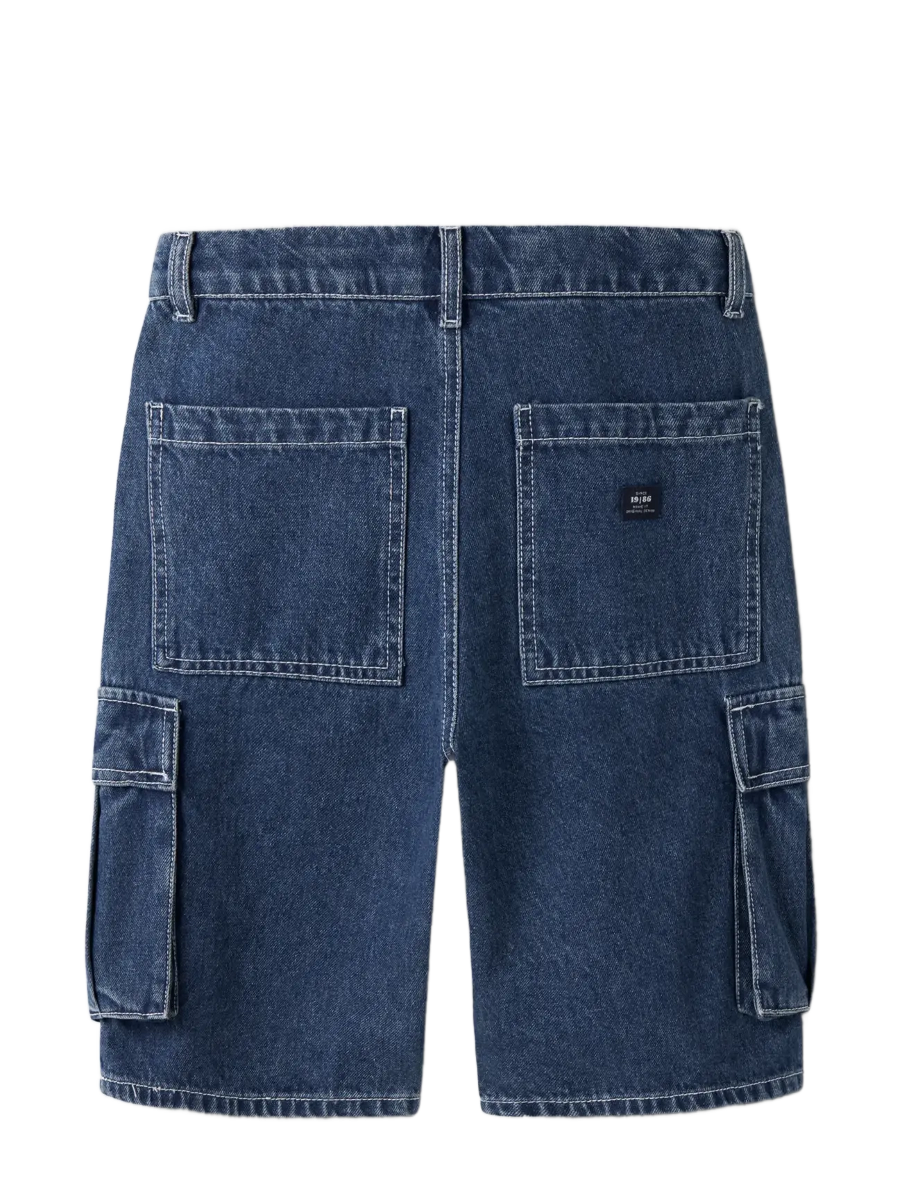 name it - NKMBEN SK DNM CARGO BERMUDA 2800-IM - cargo shorts - dark blue denim - 1