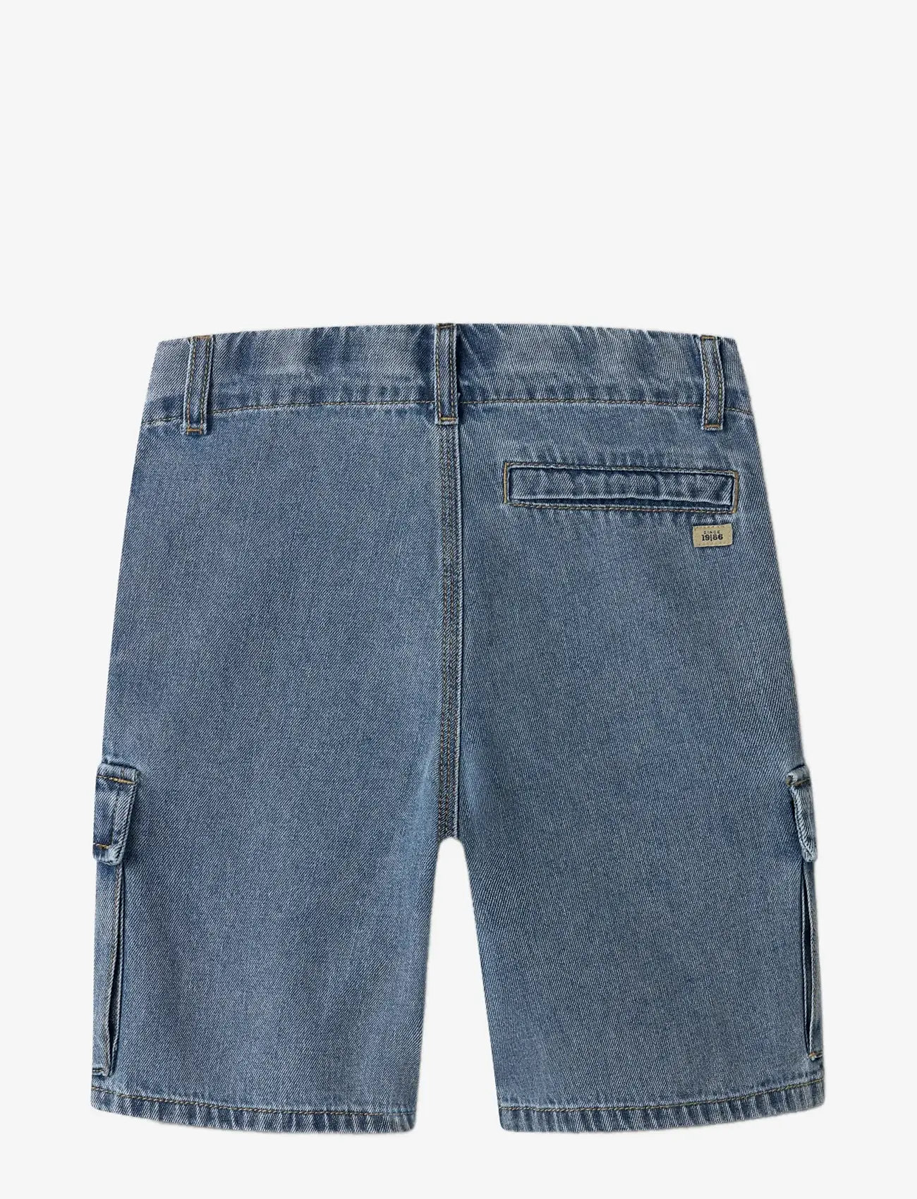 name it - NKMRYAN L DNM CARGO SHORTS 8250-OZ - cargo shorts - medium blue denim - 1