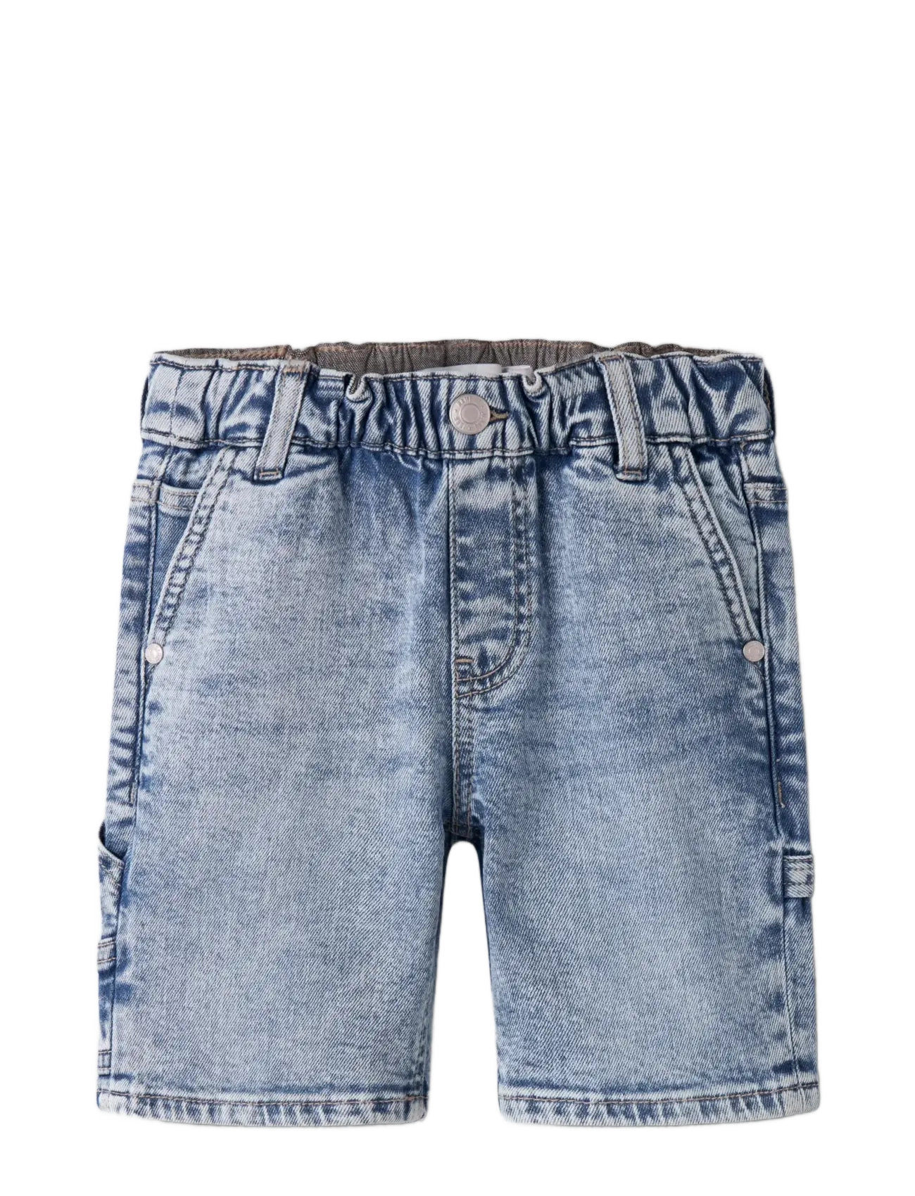 name it NMMBEN LOOSE DNM BERMUDA 8620-BC NOOS - Cargo shorts - LIGHT BLUE DENIM / blue