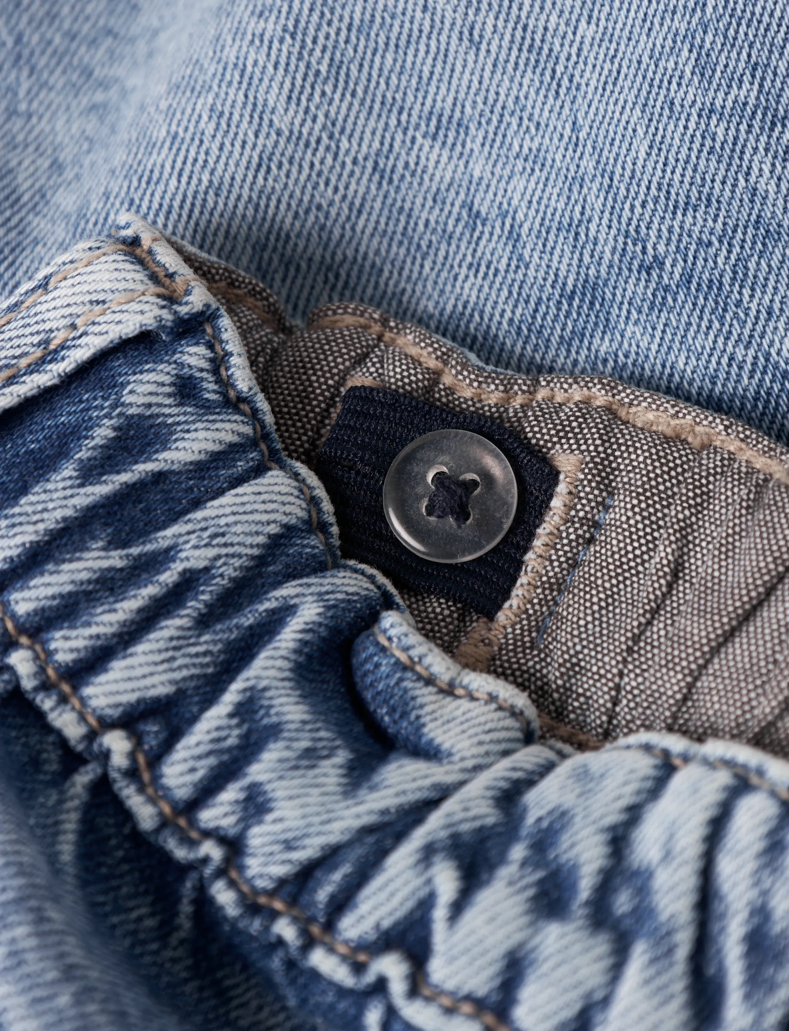 name it - NMMBEN LOOSE DNM BERMUDA 8620-BC NOOS - lühikesed kargopüksid - light blue denim - 5