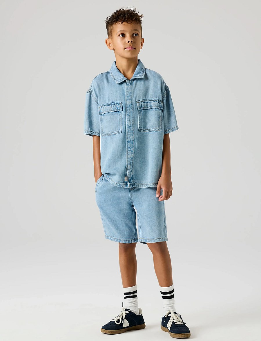 name it - NKMJOY BOXY DNM 1/2 SHIRT 1860-PH F - kurzärmlige hemden - light blue denim - 2