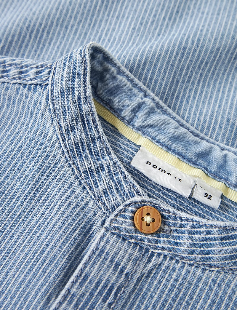 name it - NMMHANS STRIPE DNM SS SHIRT 1910-IP H - stutterma skyrtur - light blue denim - 4