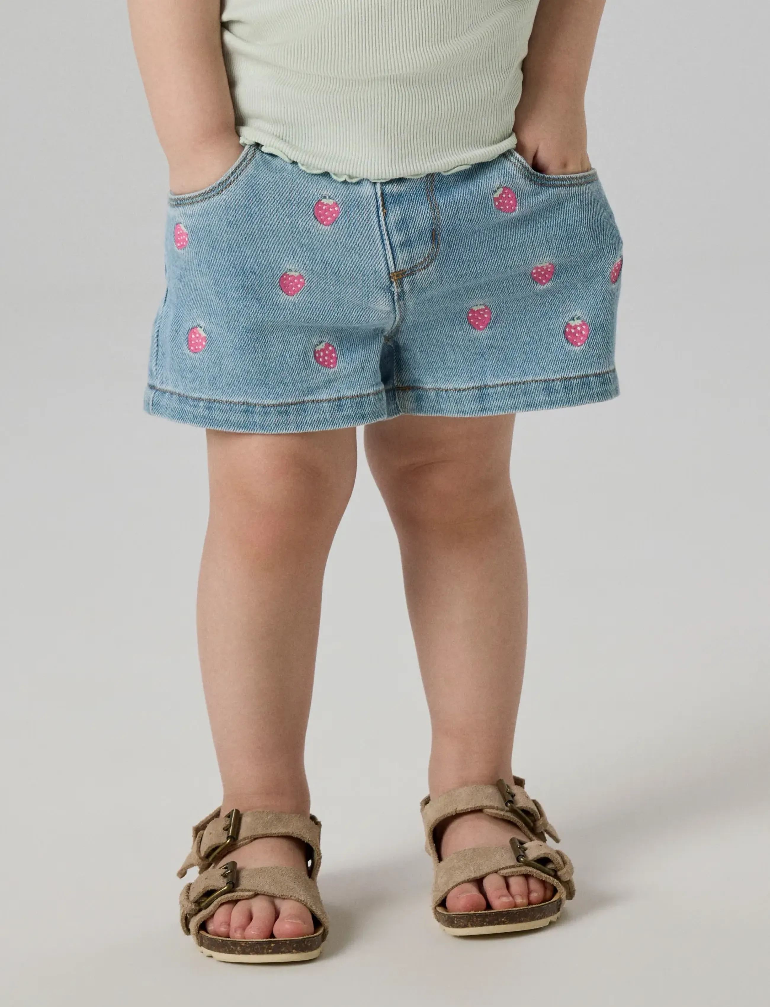 name it - NMFROSE REG EMB SHORTS 6202-IZ - jeansshorts - light blue denim - 4