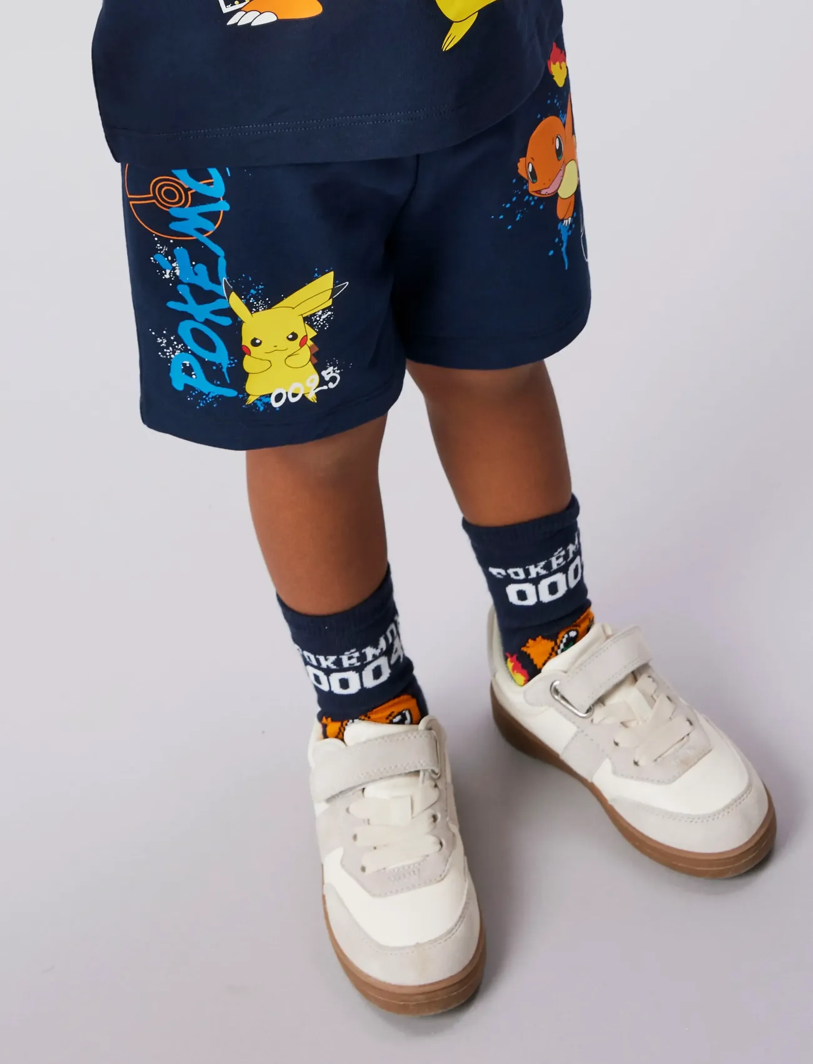 name it - NMMMUMI POKEMON LONG SWE SHORTS UNB SKY - sweatshorts - navy blazer - 2