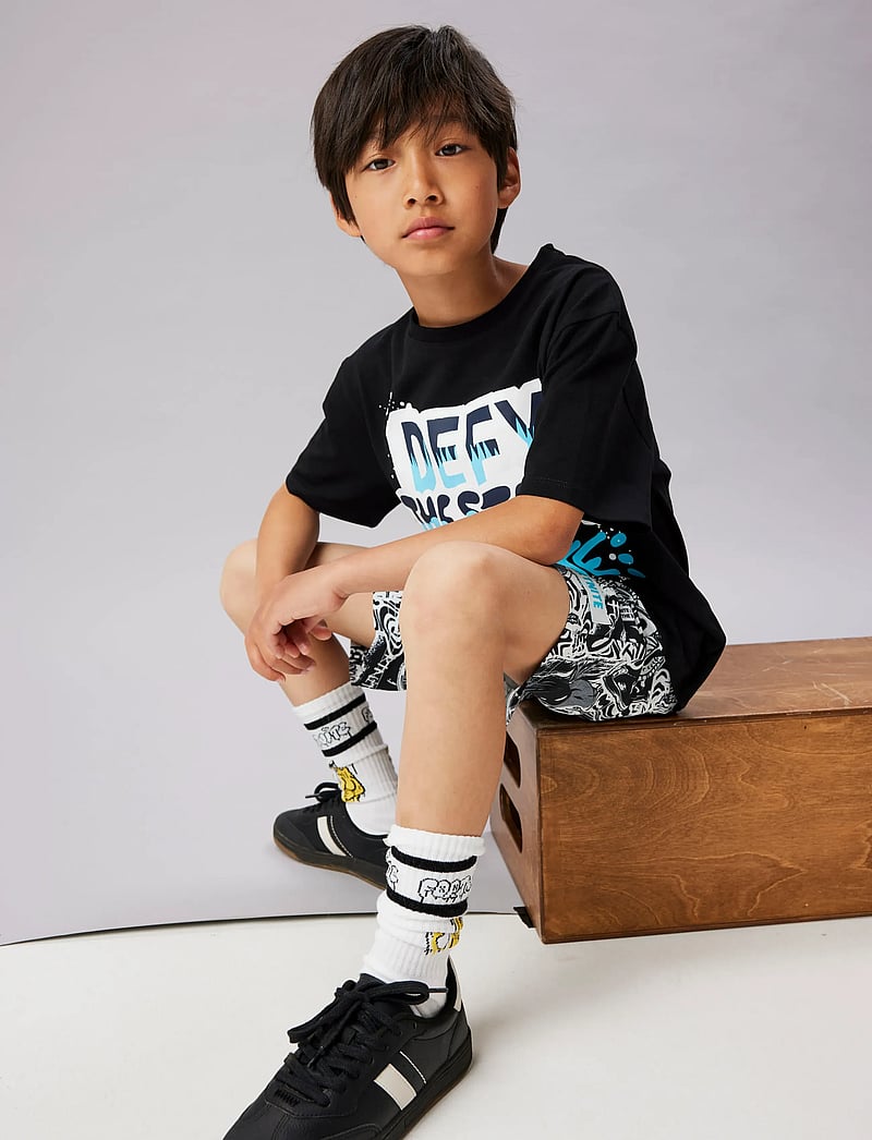 name it - NKMMOD FORTNITE SS NREG TOP BOX NOOS BFU - lühikeste varrukatega t-särgid - black - 0