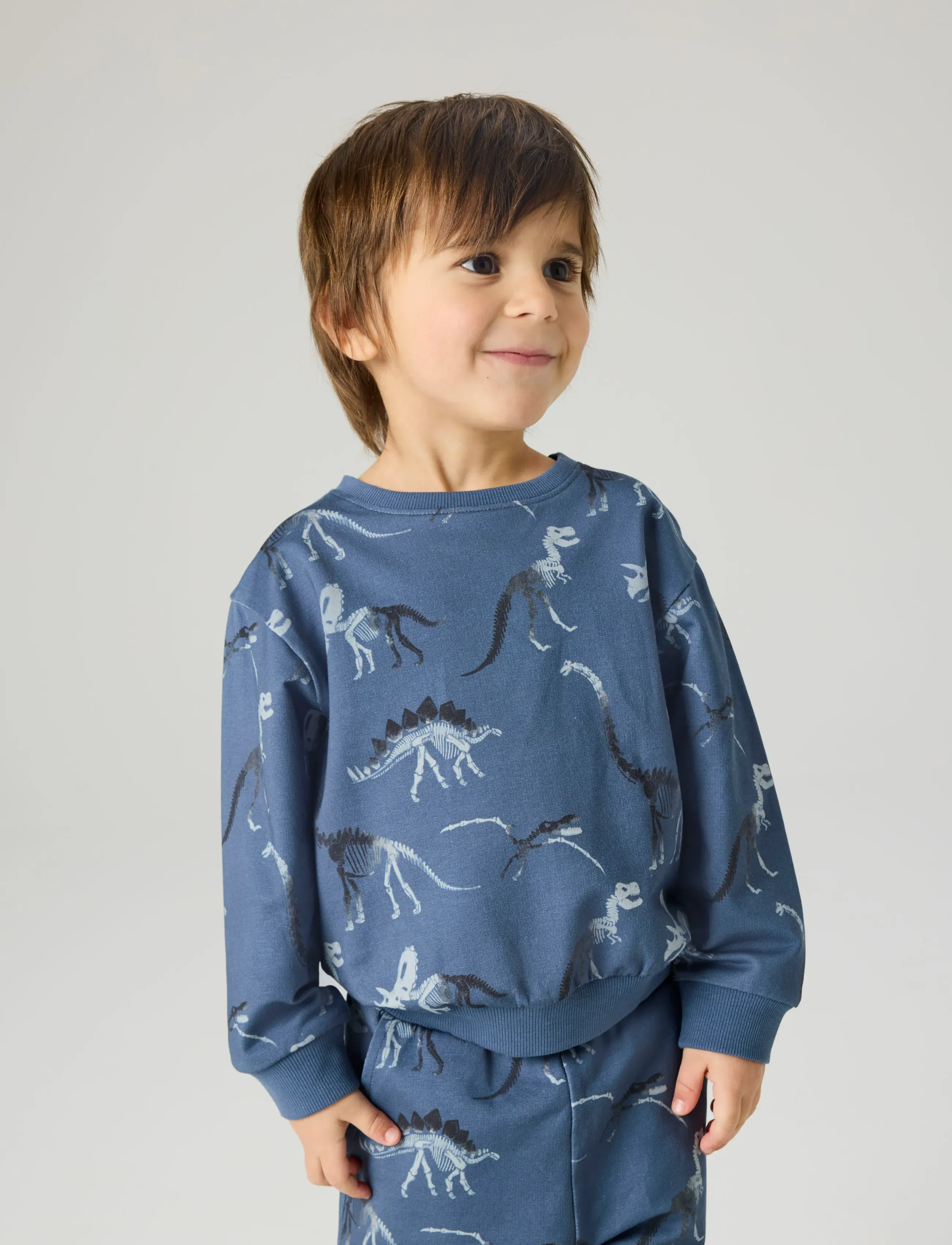 name it - NMMFABIA LS NREG SWEAT UNB - sweatshirts & hættetrøjer - vintage indigo - 4