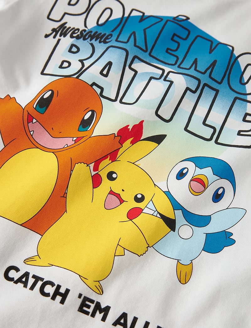 name it - NMMMALT POKEMON SS NREG TOP BOX SKY - kurzärmelige - bright white - 4