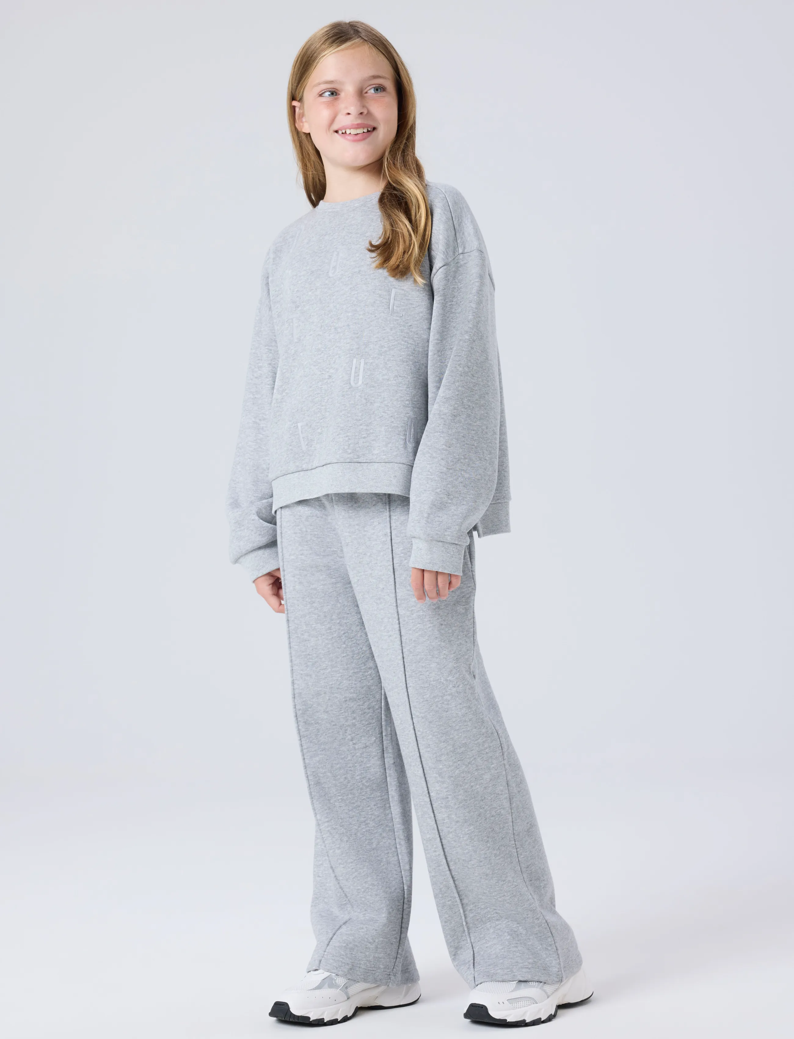 name it - NKFNILLINA WIDE SWE PANT BRU PB - jogginghosen - light grey melange - 2