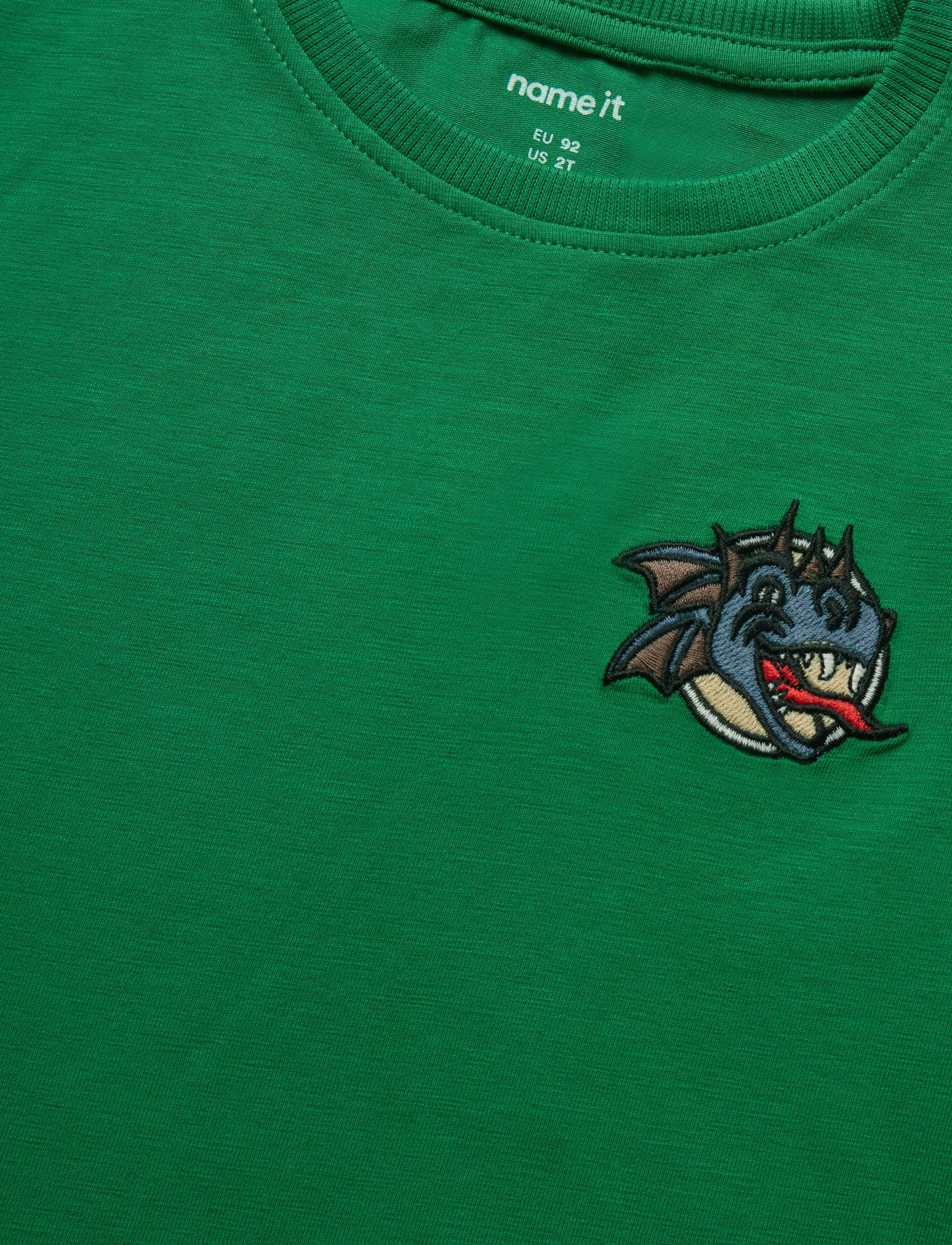 name it - NMMKIAN SS NREG TOP - kurzärmelige - verdant green - 2