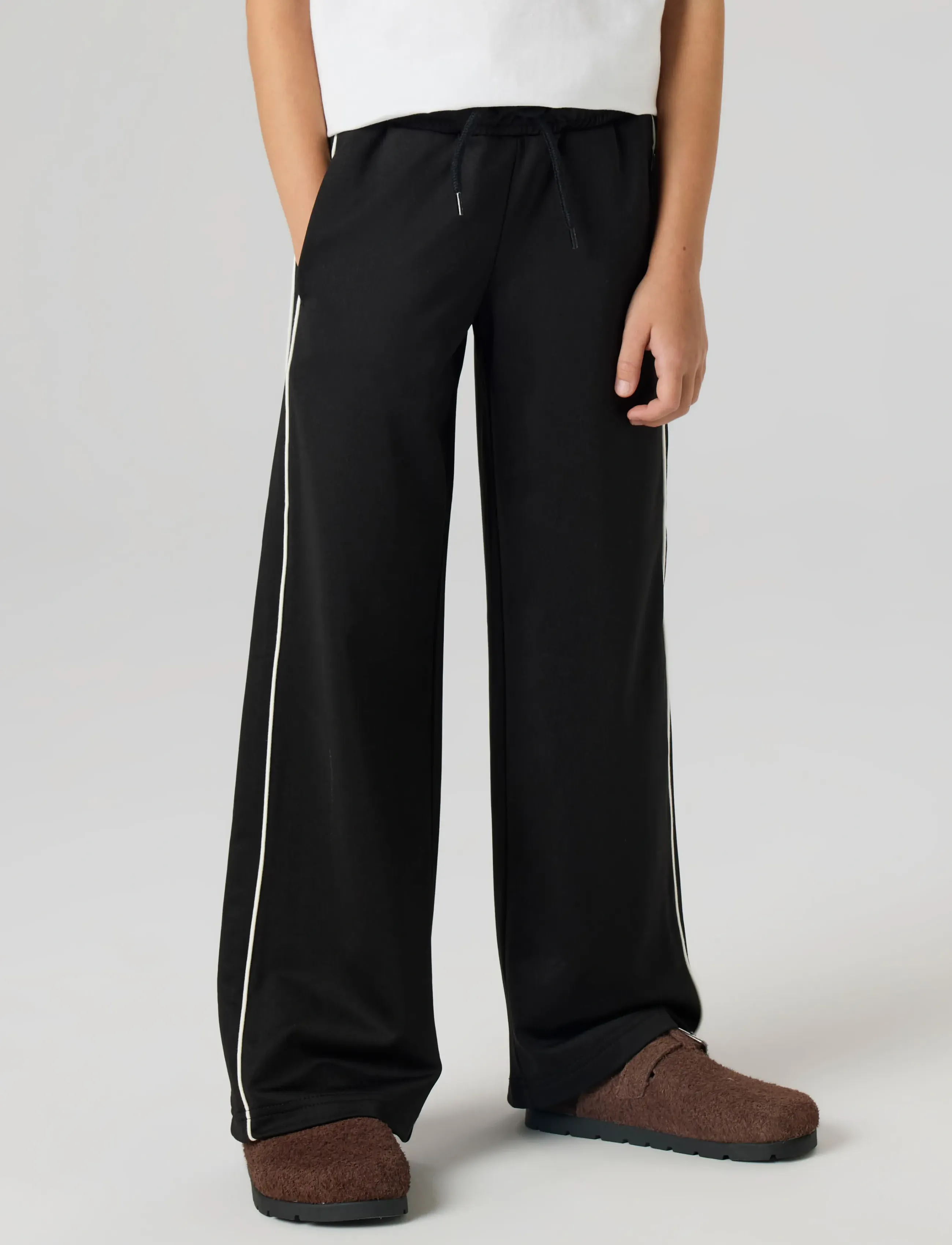 name it - NKFSISA WIDE PANT SWE UNB - sweatpants - black - 5