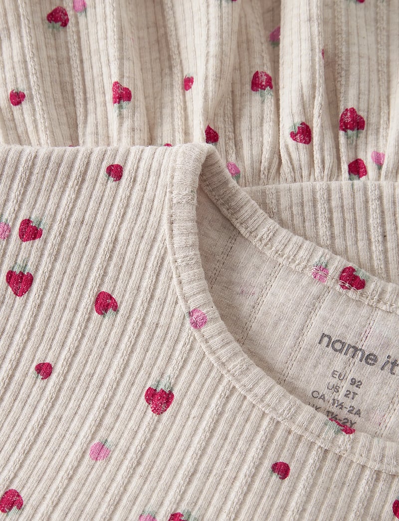 name it - NMFJELLY SS TOP BOX - kortærmede t-shirts - peyote melange - 3