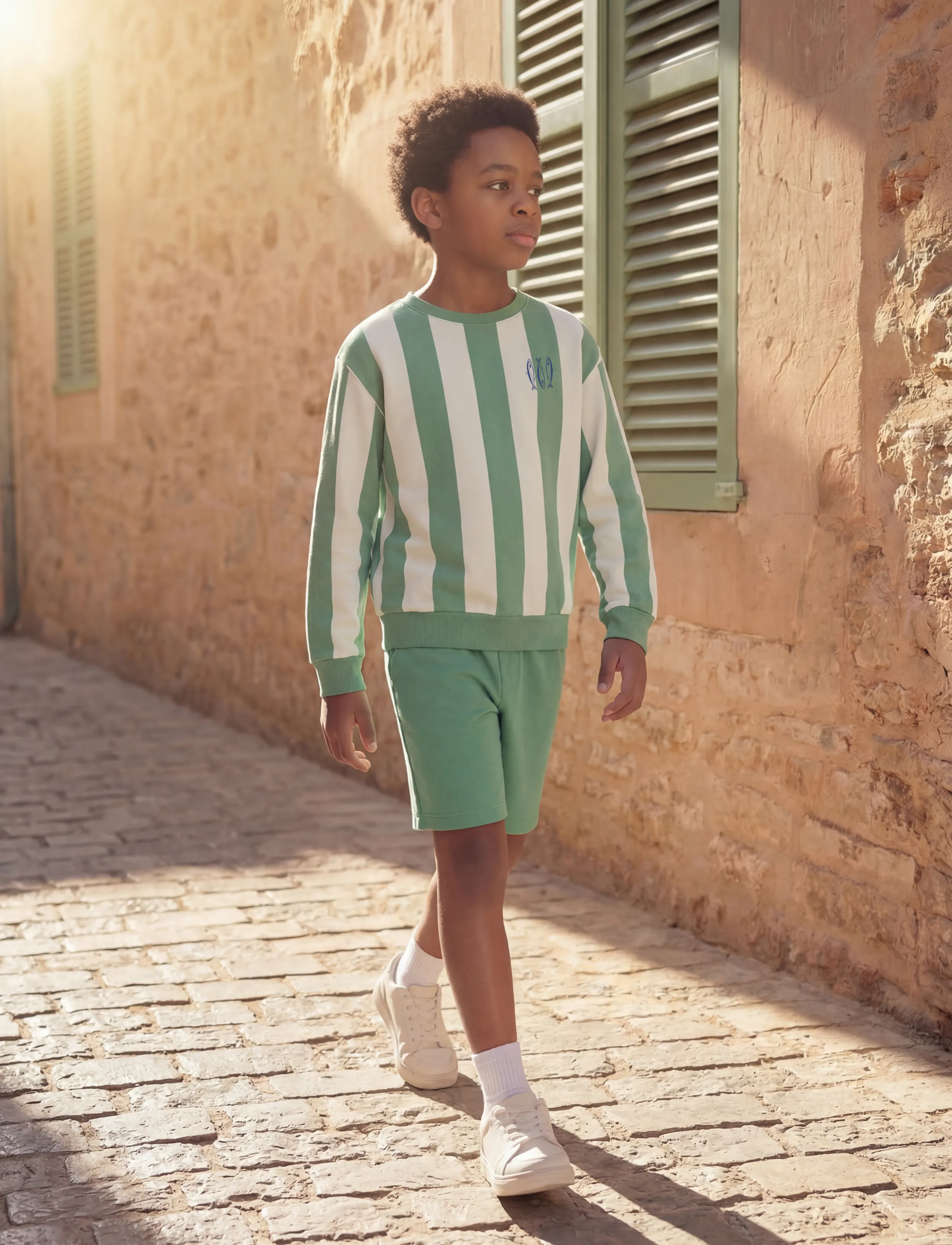 name it NKMHADDIAN RLX SWE SHORT UNB - Šortai - JELLY BEAN / green