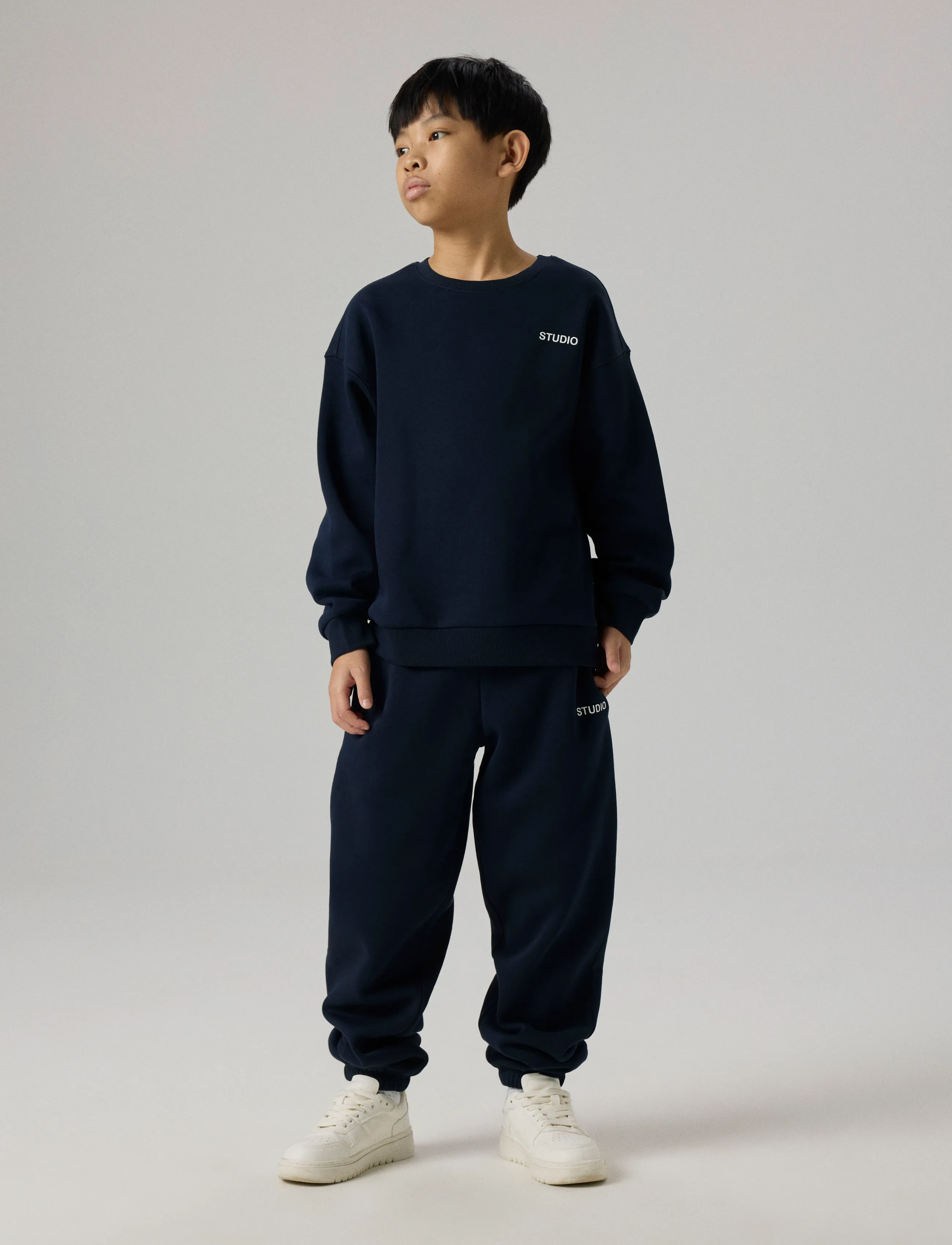 name it - NKMRIO LS RLX SWEAT BRU NOOS - dressipluusid - dark sapphire - 3