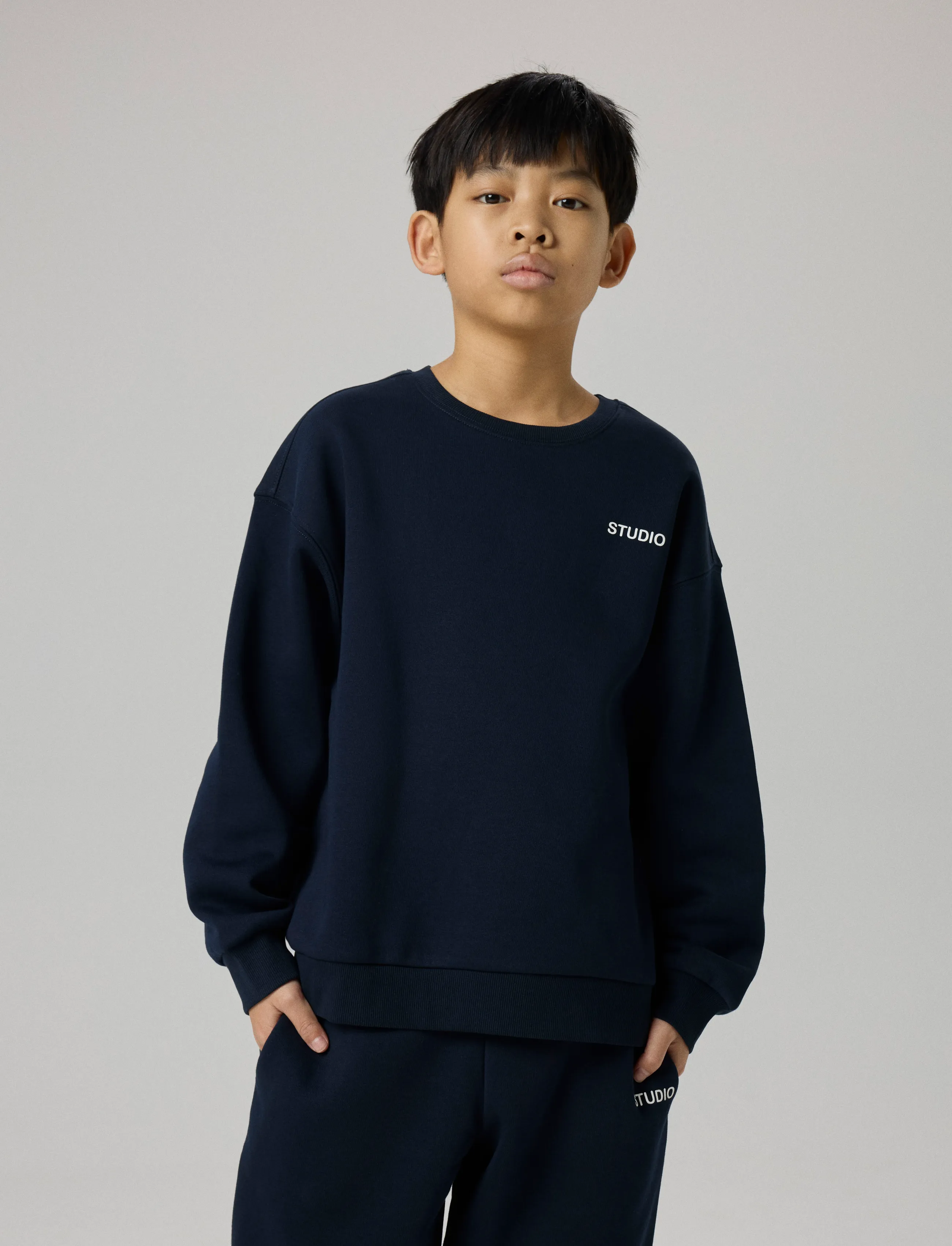 name it - NKMRIO LS RLX SWEAT BRU NOOS - dressipluusid - dark sapphire - 4