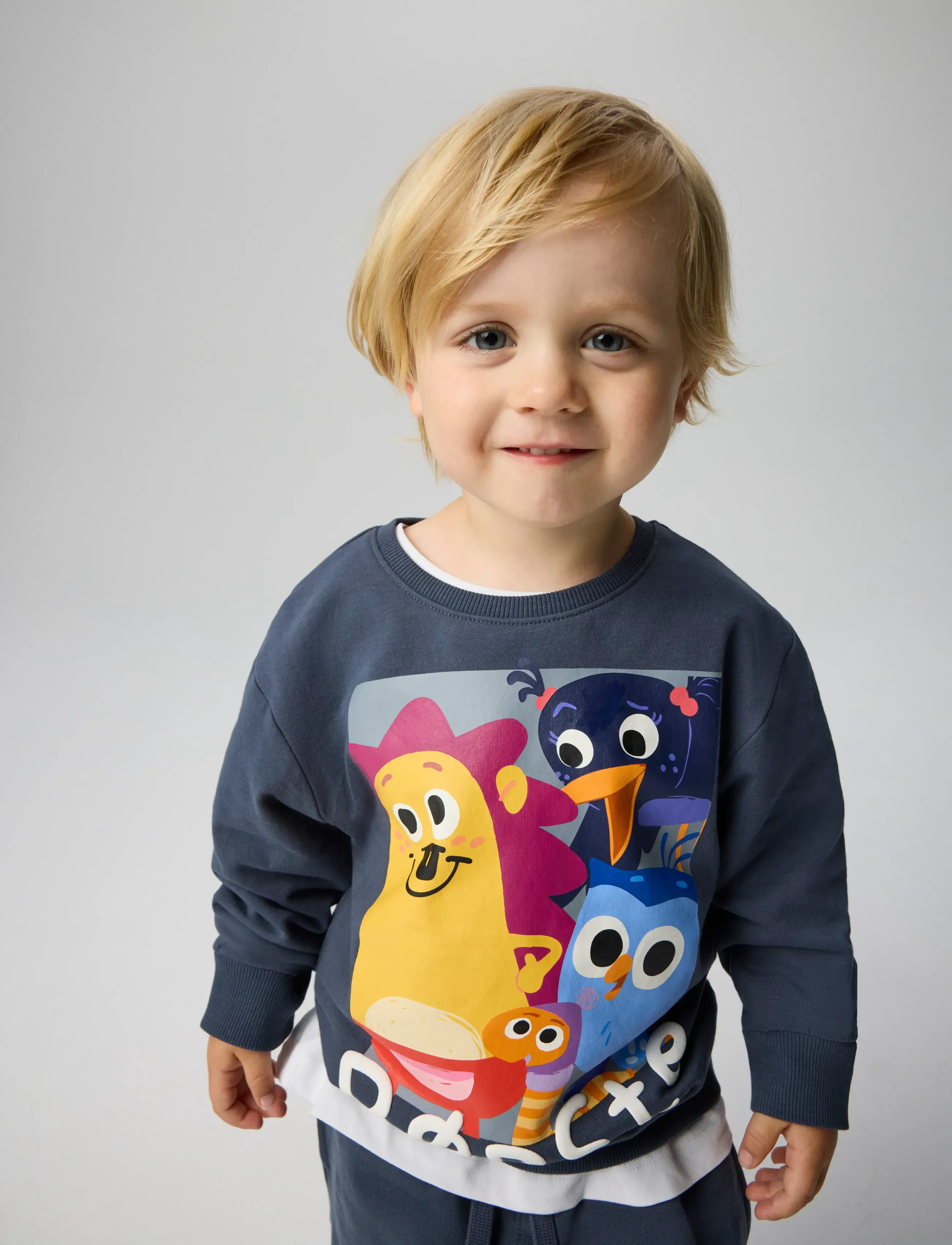 name it - NMMABAN BORSTE NREG SWEAT BRU DR - dressipluusid - ombre blue - 3