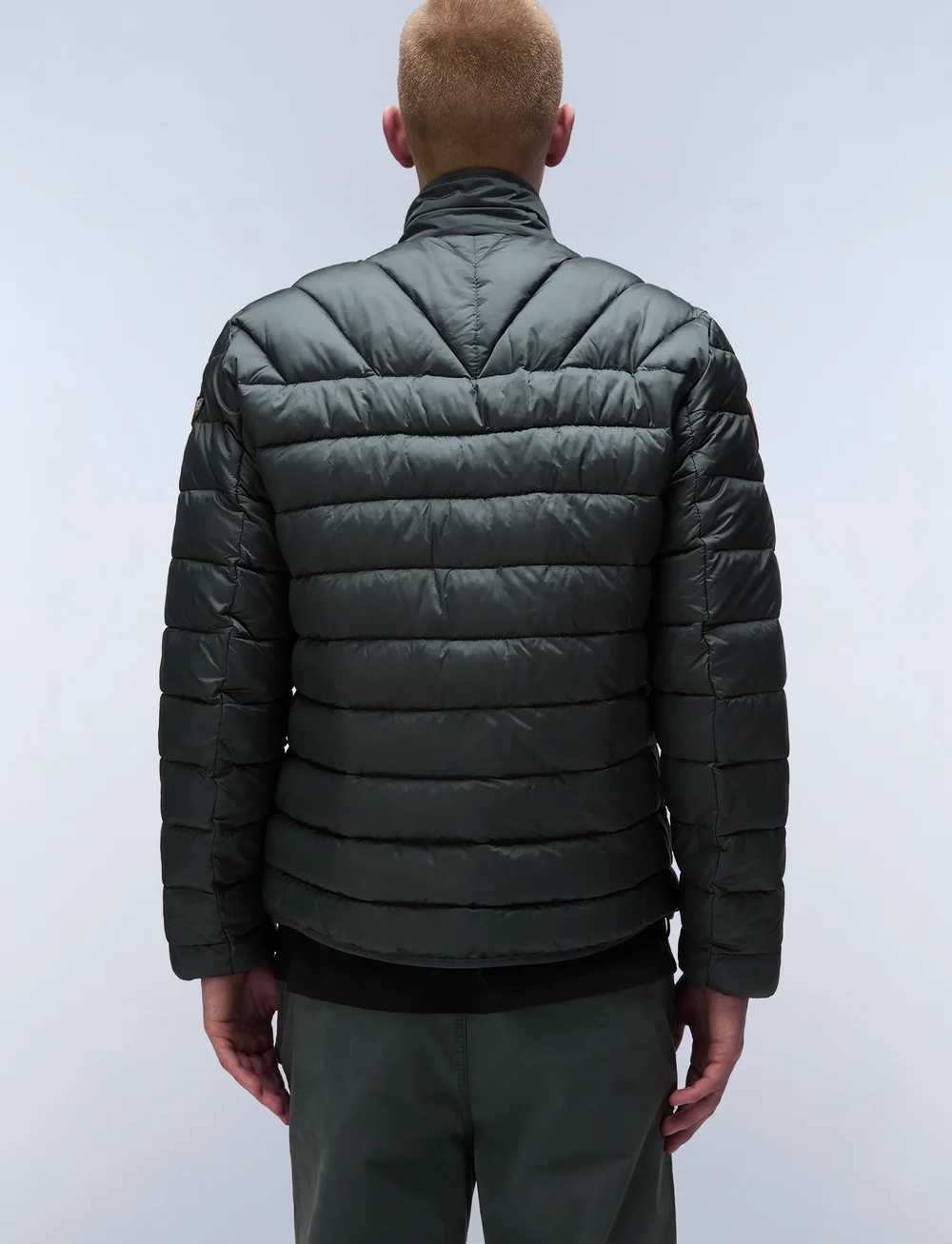 Napapijri Aerons Puffer Jacket 1403 kr. Buy Padded jackets from Napapijri online at Boozt . Fast delivery and easy returns