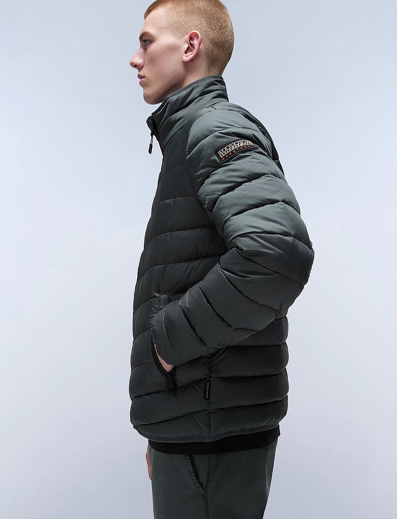 Napapijri - Aerons Puffer Jacket - talvejoped - green urban - 3
