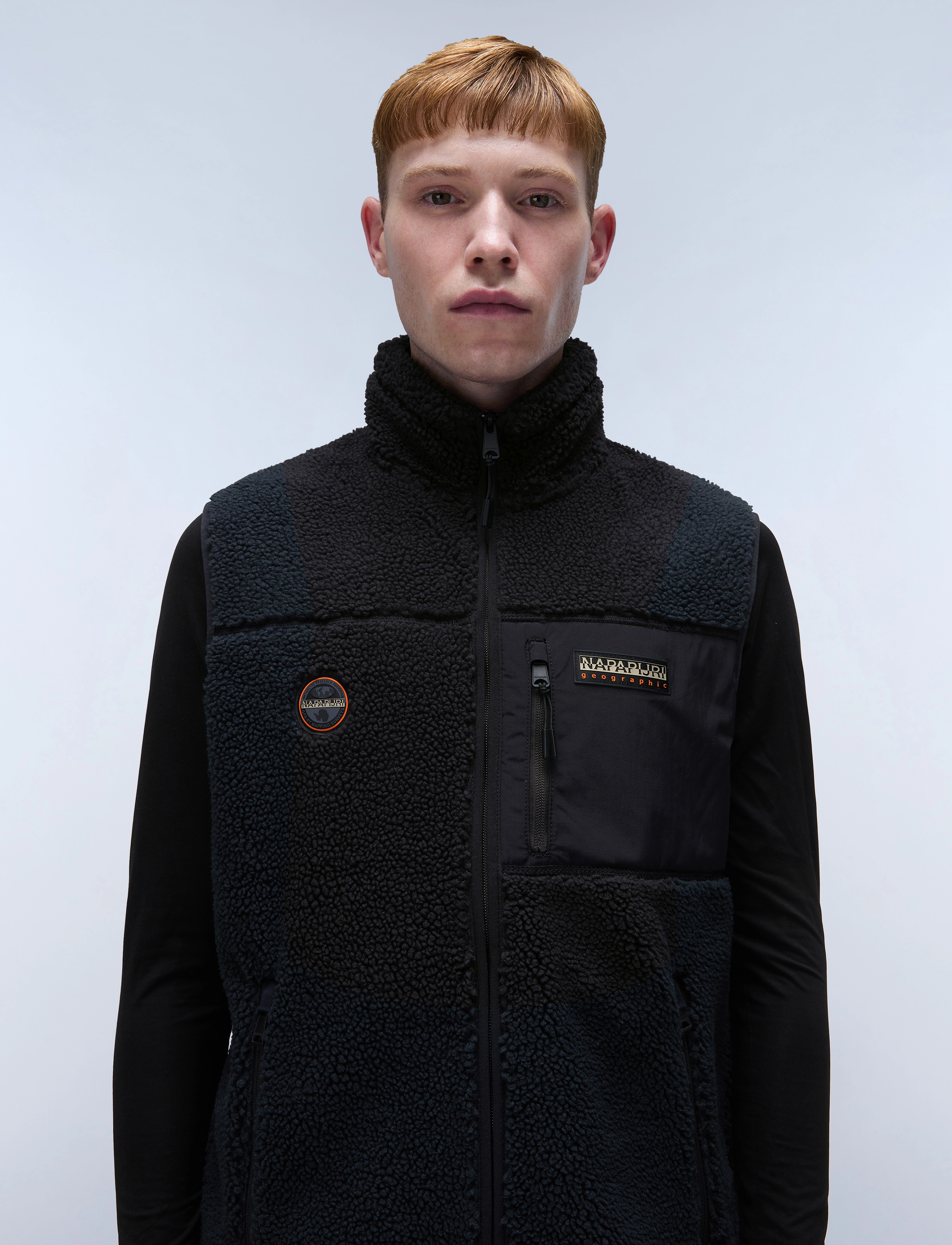 Napapijri - Yupik Fleece Vest - black - 4