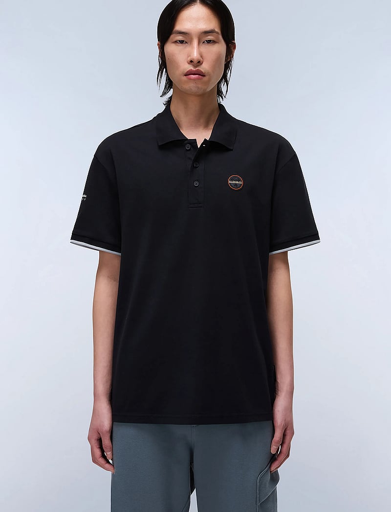 Napapijri - E-BADGE SUM - kortærmede poloer - black - 0
