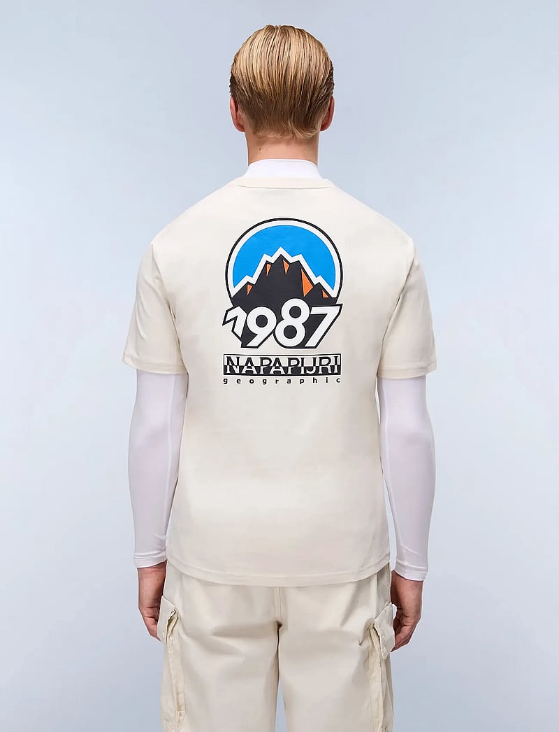 Napapijri - S-MONTEPIANA SS - kortærmede t-shirts - beige dimity - 4