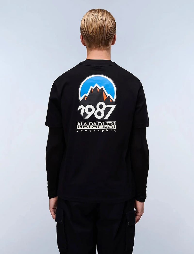 Napapijri - S-MONTEPIANA SS - kortärmade t-shirts - black beauty - 4