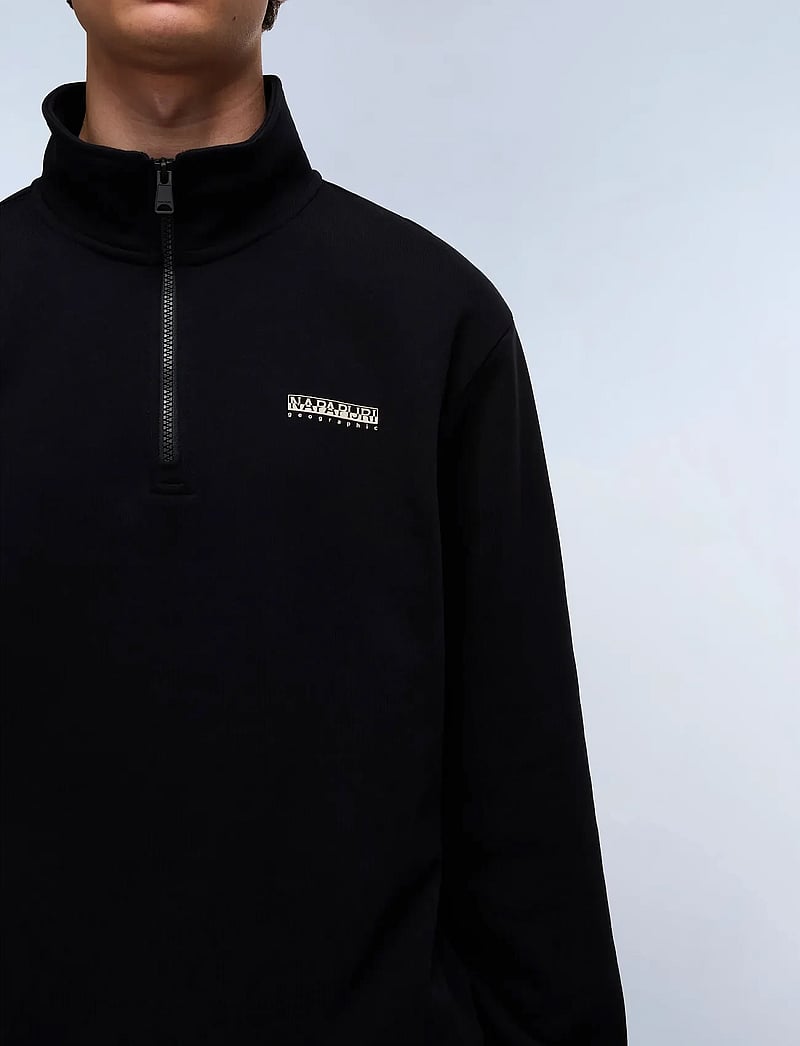 Napapijri - B-SMALL BOX HZ - sweatshirts - black beauty - 4