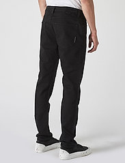 NEUW - LOU SLIM - džinsa bikses ar tievām starām - forever black - 4