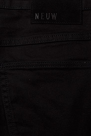 NEUW - LOU SLIM - kitsad teksad - forever black - 8