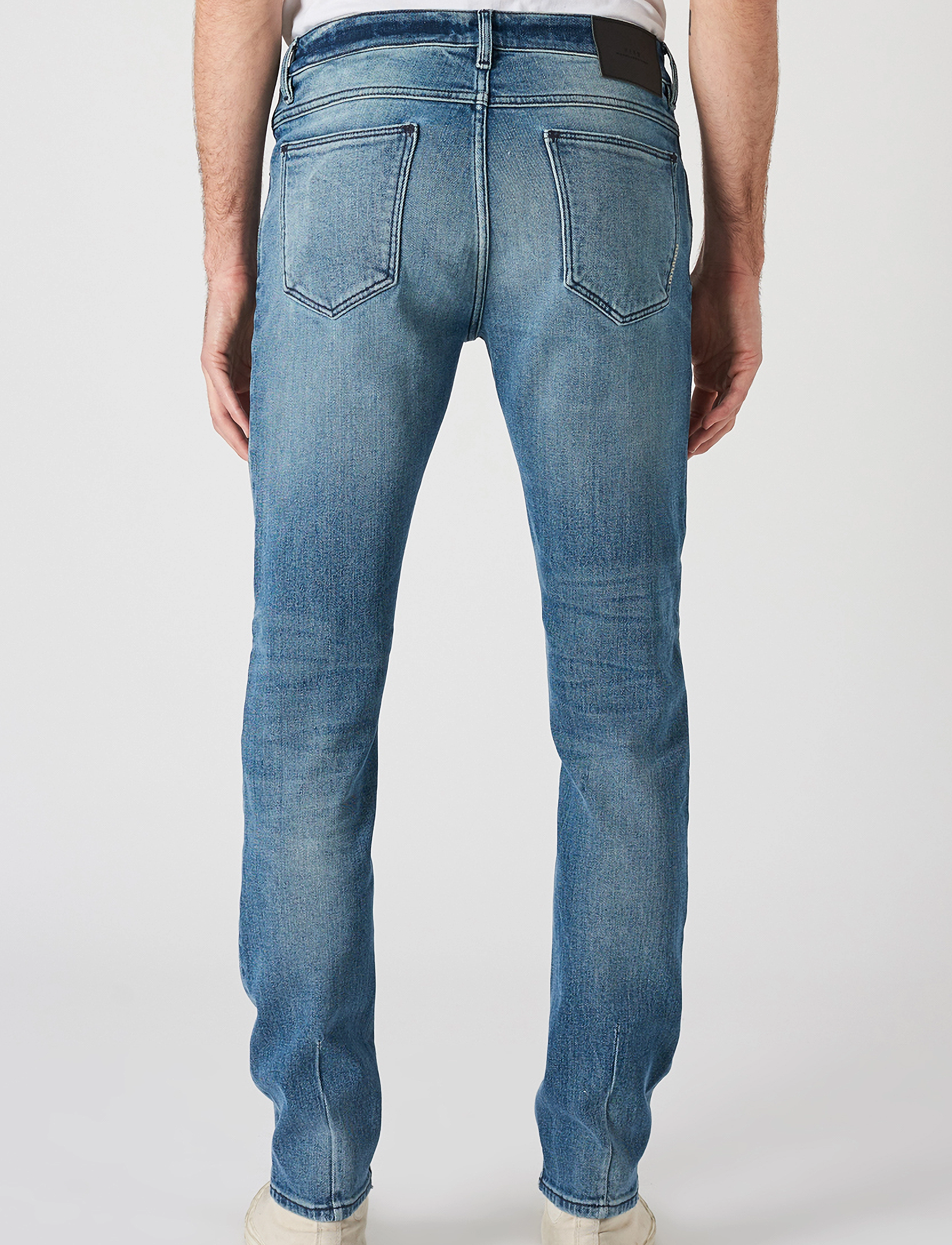 NEUW - IGGY SKINNY - ceremony - 3
