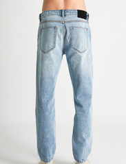 NEUW - RAY STRAIGHT - regular jeans - wired - 3