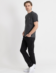 NEUW - LOU STRAIGHT PERFECTO - regular jeans - black - 4