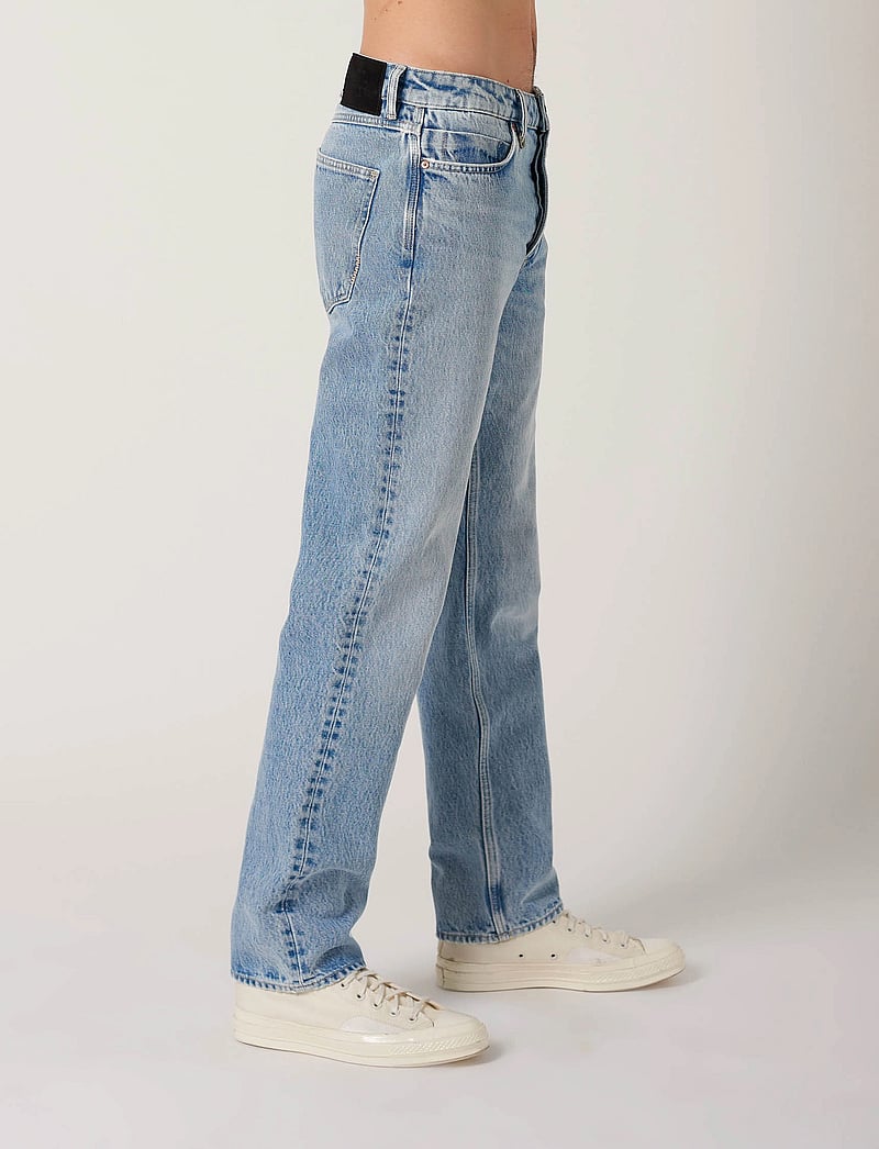 NEUW - LIAM LOOSE CONCRETE - loose jeans - organic light blue - 3