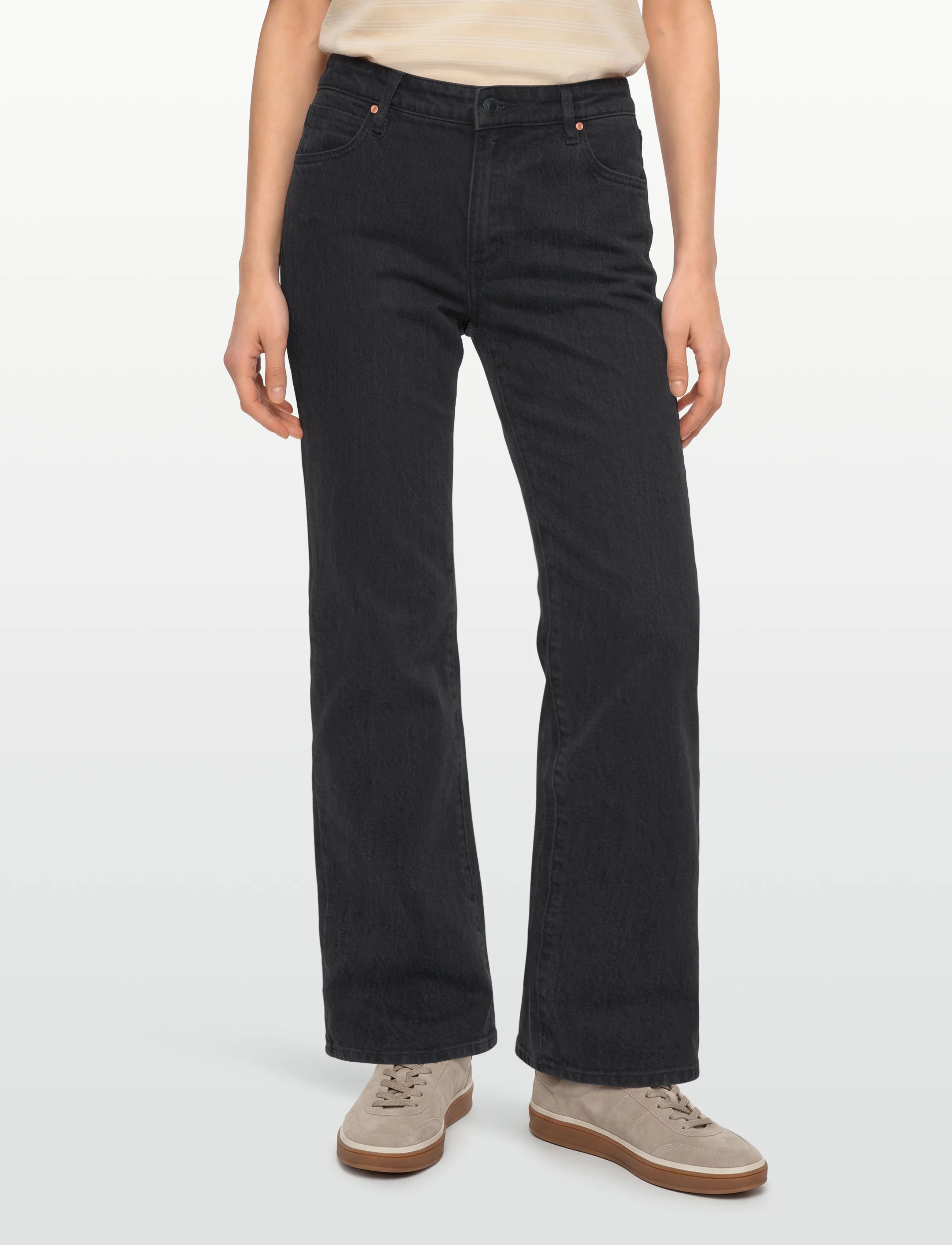 NEUW - MIA STRAIGHT BLACK EARTH WASHED BLACK - straight jeans - black - 3