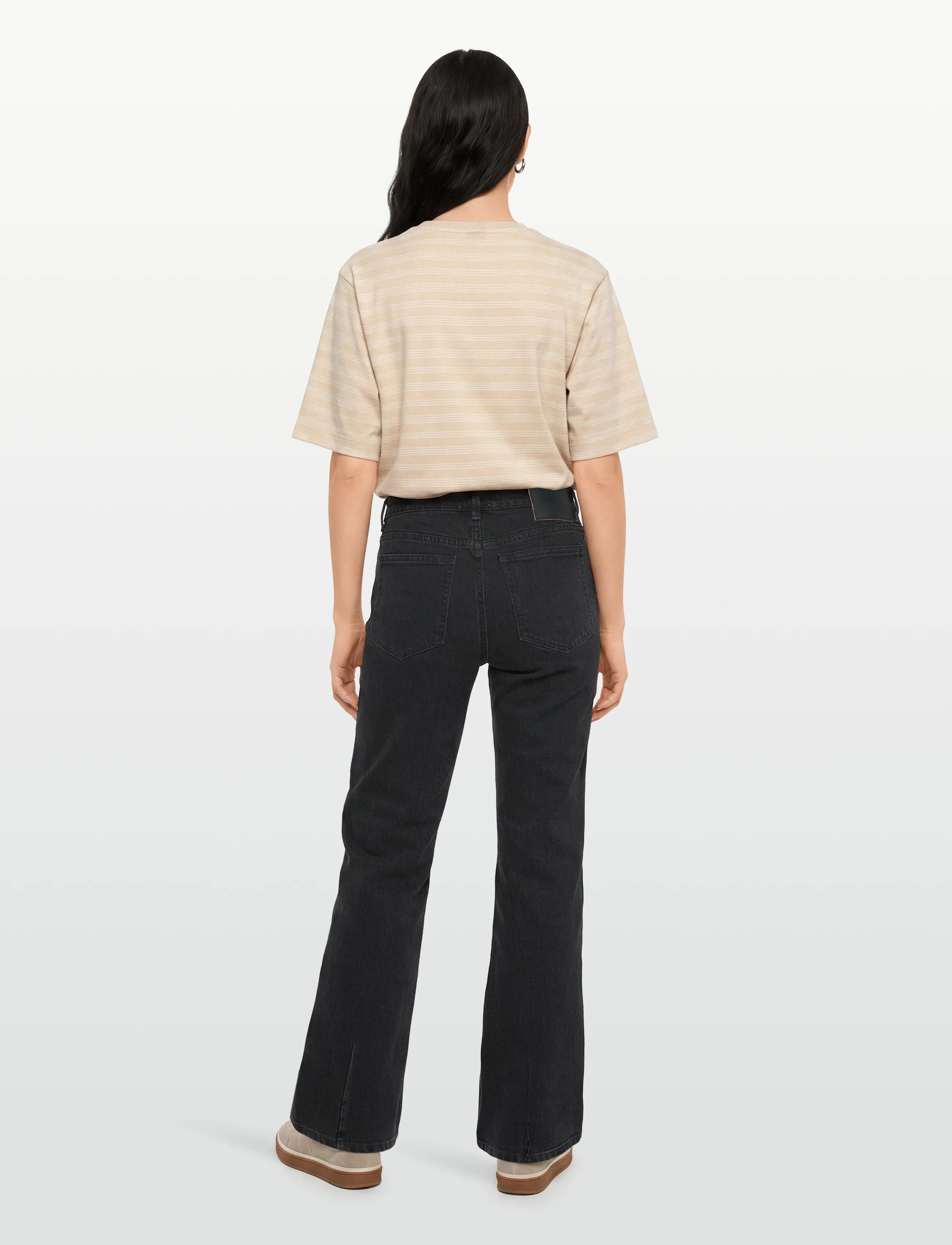 NEUW - MIA STRAIGHT BLACK EARTH WASHED BLACK - straight jeans - black - 4