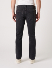 NEUW - LOU STRAIGHT LEGACY - regular jeans - black - 3